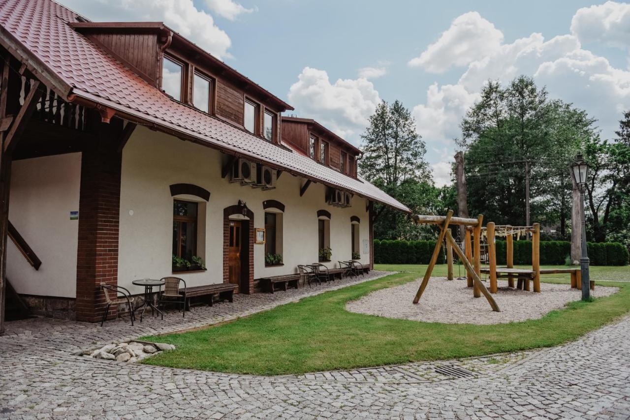 Penzion U Skutilu Pilníkov Exterior photo