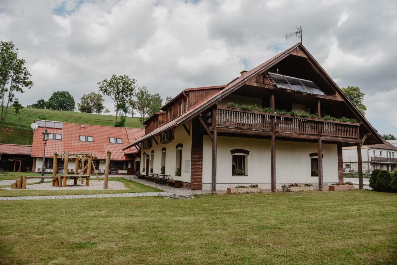 Penzion U Skutilu Pilníkov Exterior photo