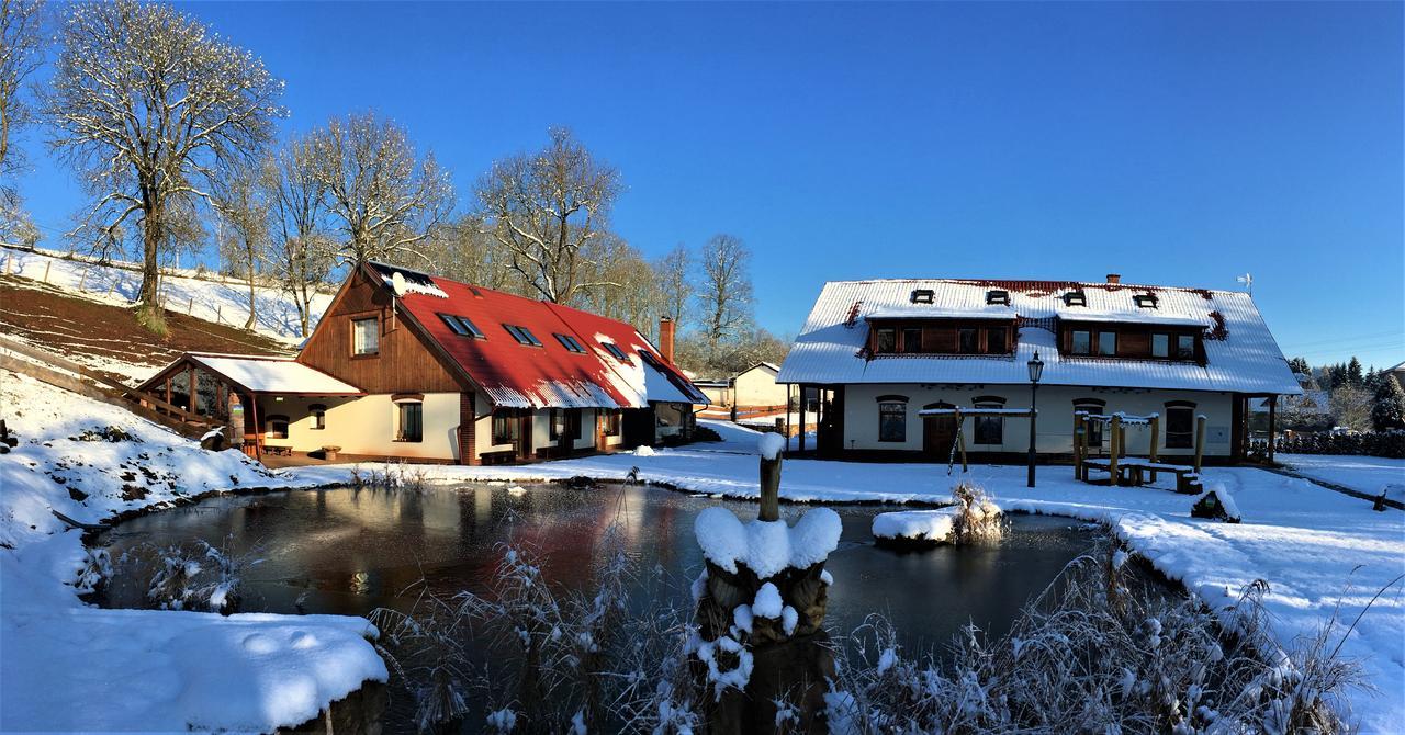 Penzion U Skutilu Pilníkov Exterior photo